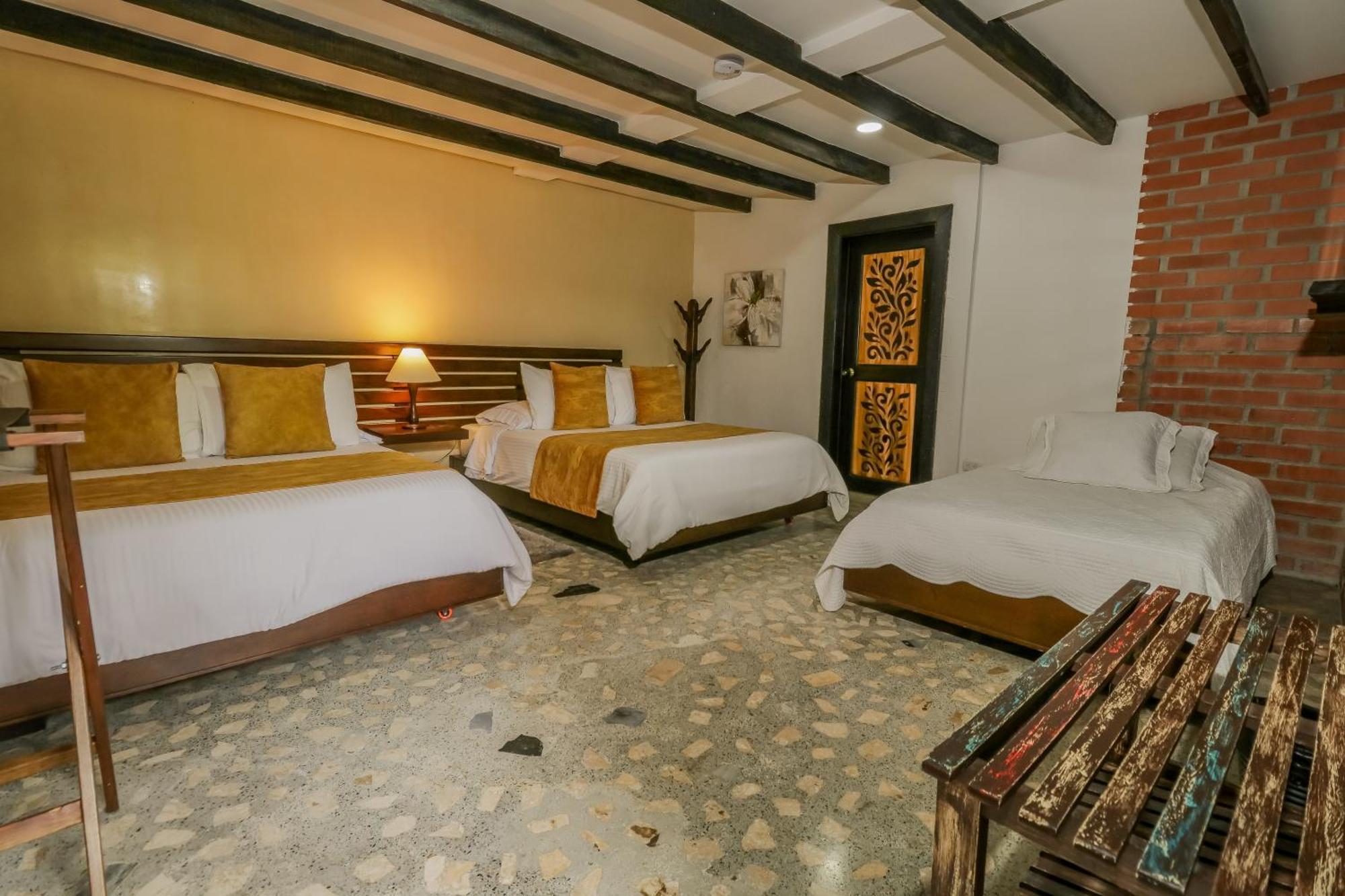 Hotel Vísperas Santa Rosa de Cabal Habitación foto